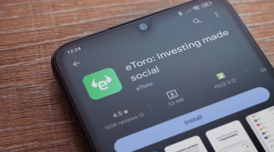 etoro-sees-assets-rise-to-$197b-in-july–august-as-funded-accounts-hit-3.7m