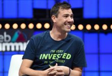 etoro-goes-local-in-australia-with-aud-accounts,-will-offer-spaceship-access-in-app